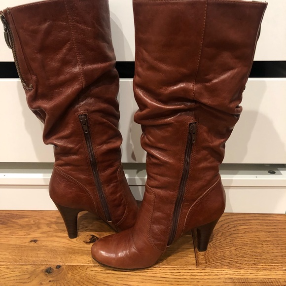 GUESS COGNAC LEATHER ROUND TOE MID-CALF SLOUCHY BOOT 7M. They’re back in style! - Picture 9 of 10